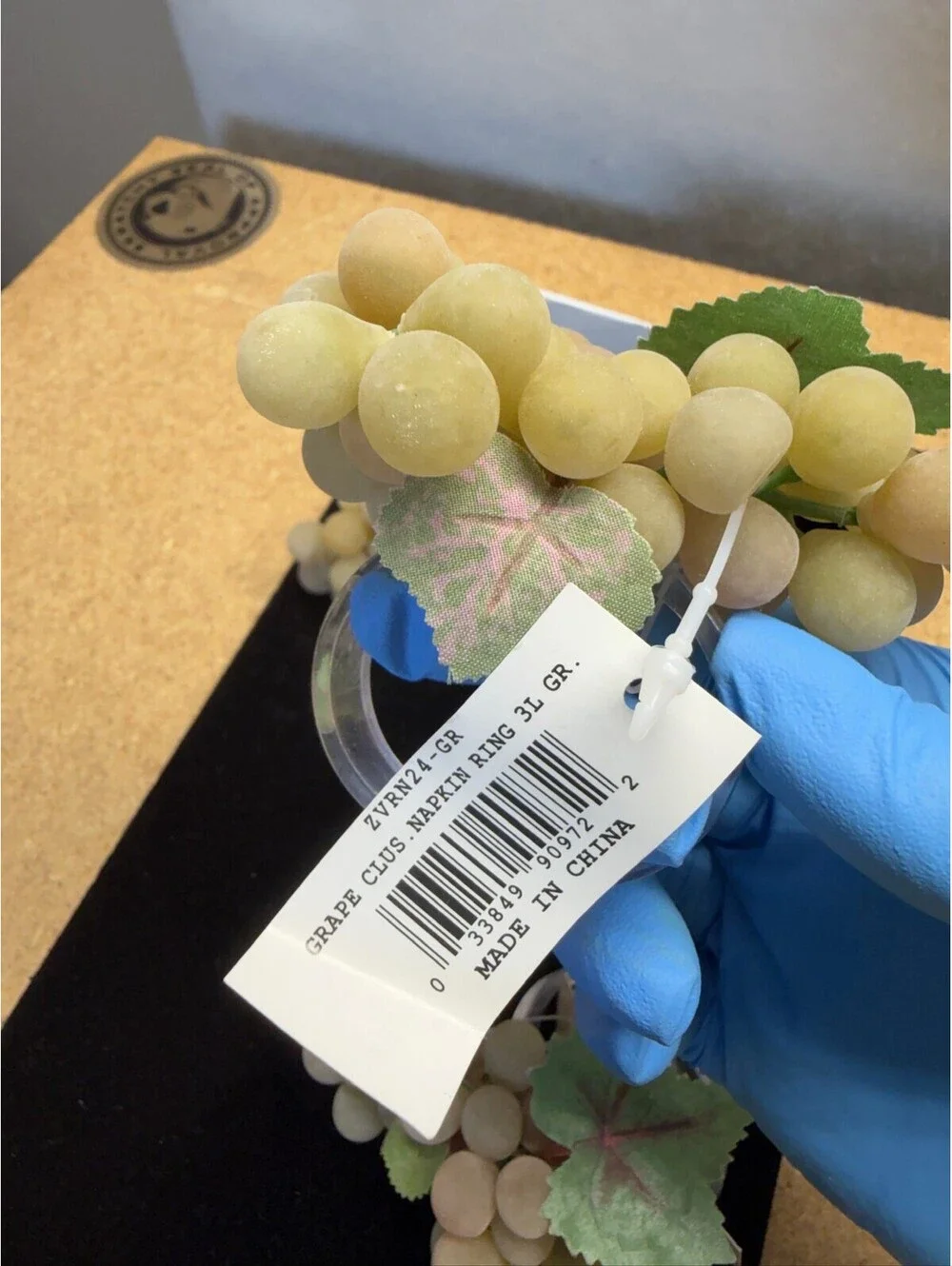 Set of 4 Grape Cluster Napkin Rings Artificial Fruit Table Decor E-5